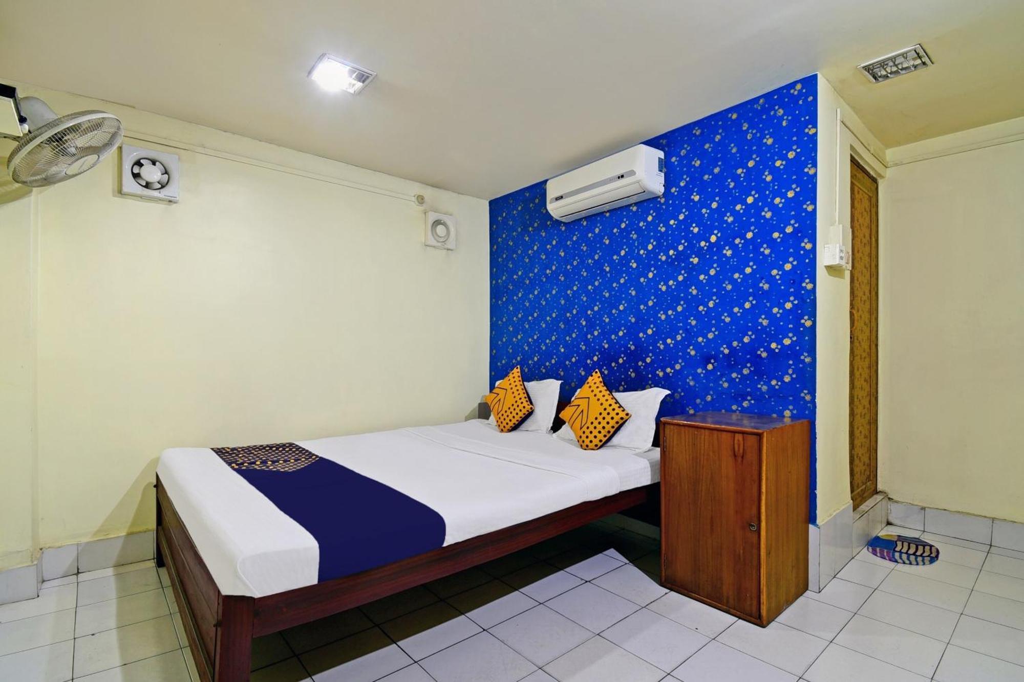 Oyo Flagship Thank You Lodge Nac Dispur Exterior foto